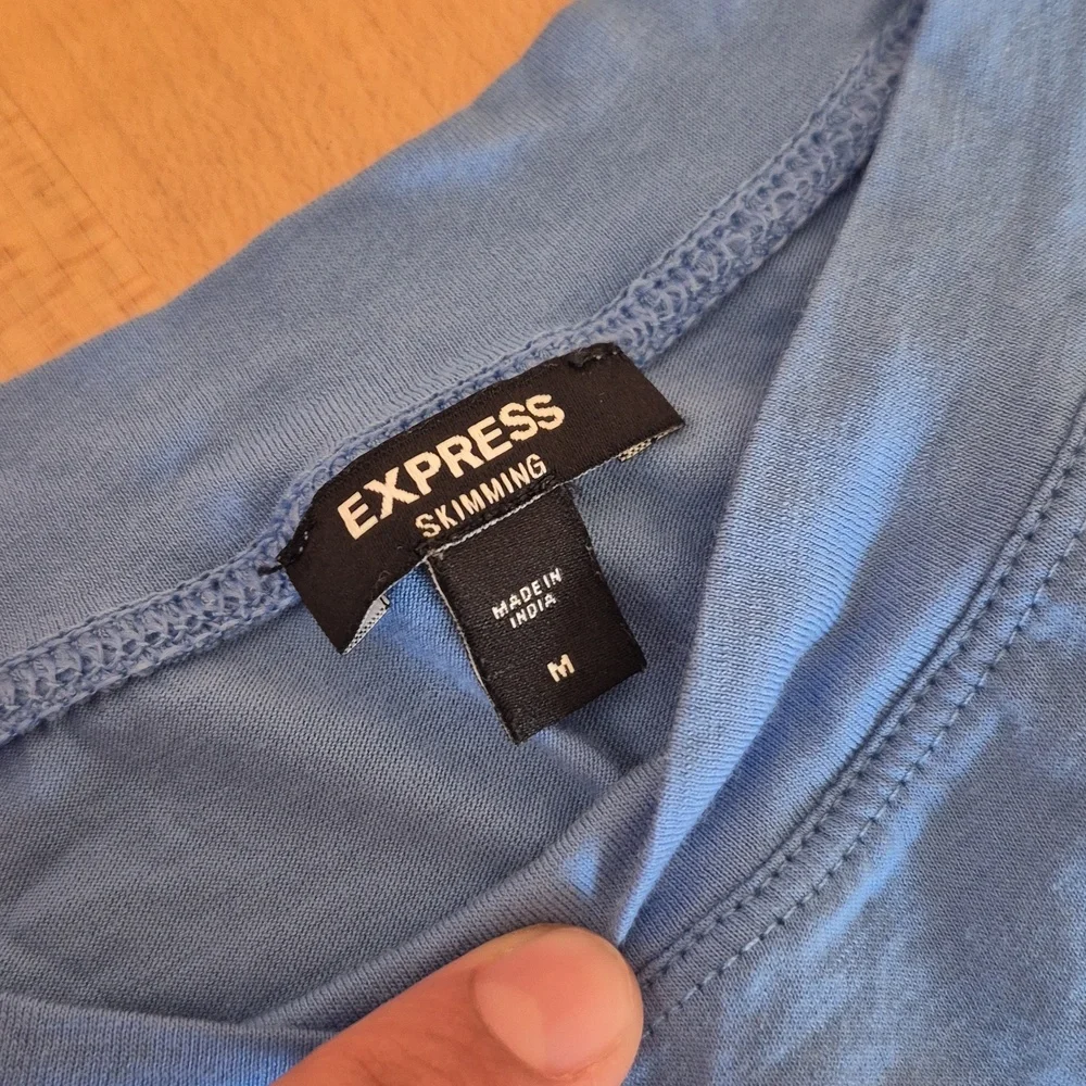 Express Blue Skimming Capped Sleeves Shirt - Picture 6 of 8